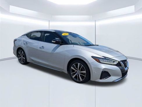Used 2019 Nissan Maxima 3.5 SL w/ Floor Mat Group FWD image 2