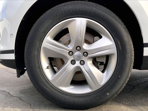 New 2026 Land Rover Range Rover Velar S image 17