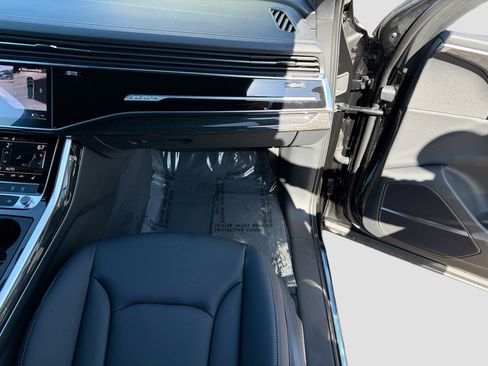 New 2026 Audi Q7 Premium image 19