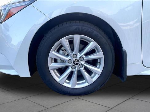 Used 2026 Toyota Corolla XLE FWD image 11