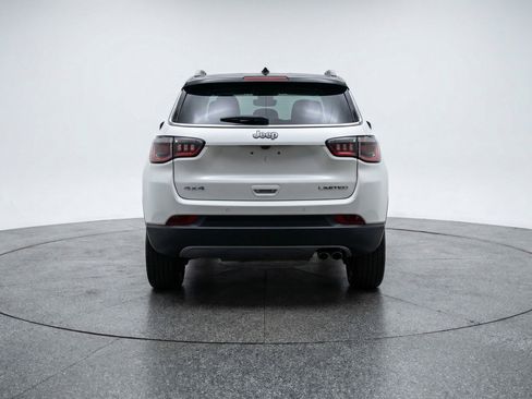 Used 2025 Jeep Compass Limited AWD/4WD image 7