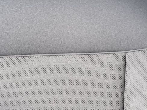 New 2026 Hyundai Kona SEL Premium FWD image 17