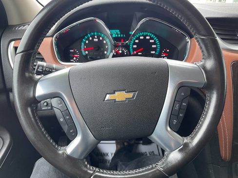 Used 2016 Chevrolet Traverse LT image 18