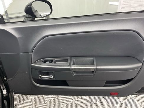 Used 2012 Dodge Challenger R/T image 14