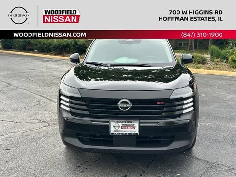 Certified 2025 Nissan Kicks SR w/ SR Premium Package AWD/4WD image 2