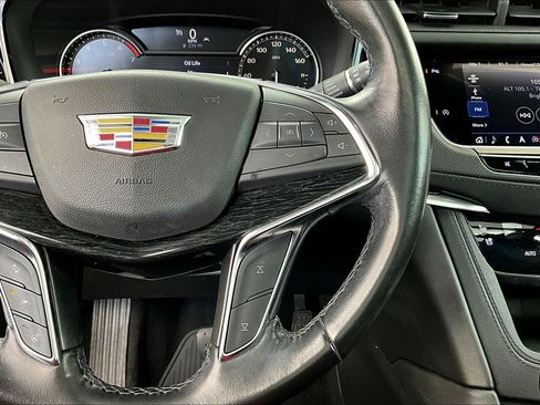 Used 2020 Cadillac XT5 Premium Luxury AWD/4WD image 12