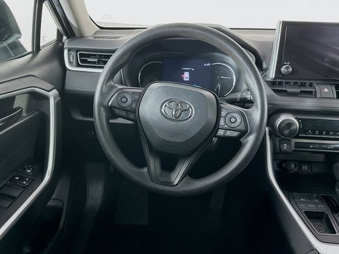 Used 2024 Toyota RAV4 LE image 17