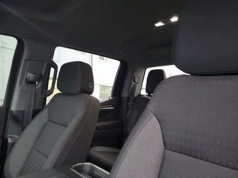 Used 2022 Chevrolet Silverado 1500 LT Trail Boss w/ Protection Package image 17