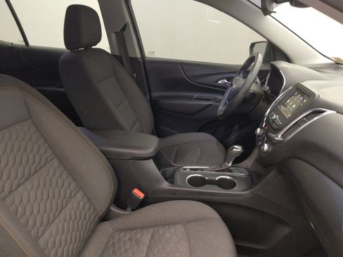 Used 2019 Chevrolet Equinox LT FWD image 21