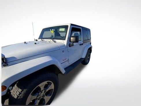 Used 2016 Jeep Wrangler Sahara w/ Connectivity Group image 2