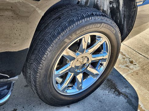 Used 2013 GMC Yukon Denali image 10