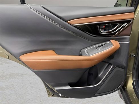 Used 2025 Subaru Outback Touring XT image 30