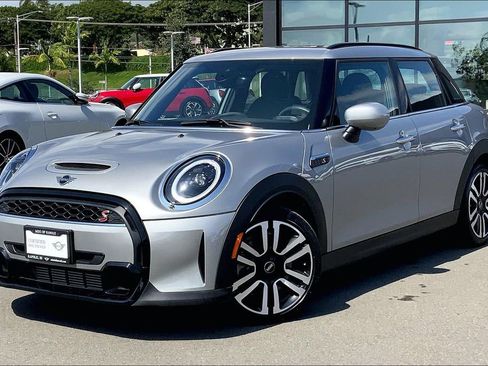 Certified 2023 MINI Cooper S image 3