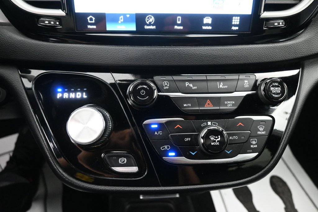 Used 2026 Chrysler Pacifica Select FWD image 14