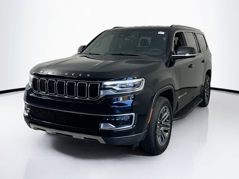 Used 2022 Jeep Wagoneer Series III RWD image 1