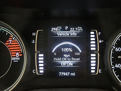 Used 2020 Jeep Cherokee Latitude Plus w/ Cold Weather Group image 10