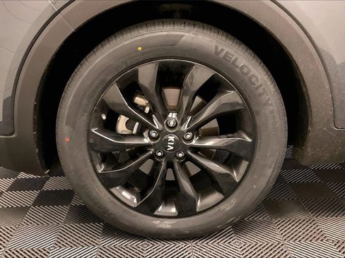 Used 2020 Kia Sorento EX image 7