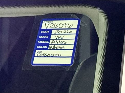 New 2026 Volkswagen Atlas Peak Edition image 25