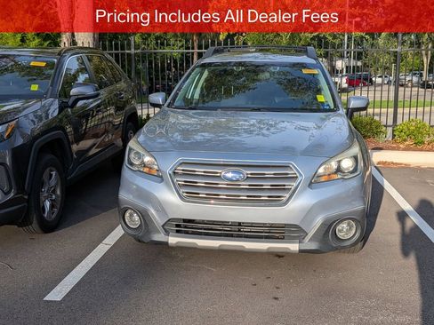Used 2016 Subaru Outback 2.5i Limited AWD/4WD image 2