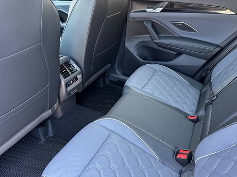 New 2026 Volkswagen Tiguan SEL R-Line AWD/4WD image 12