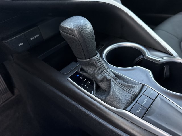 Used 2024 Toyota Camry LE w/ Convenience Package FWD image 19