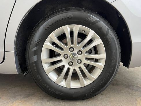 Used 2013 Toyota Sienna Limited w/ Premium Pkg AWD/4WD image 34