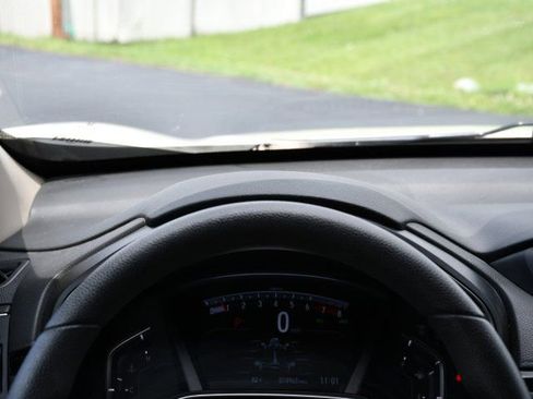 Used 2017 Honda CR-V EX image 27