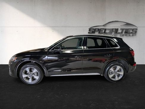 Used 2023 Audi Q5 Prestige w/ Prestige Package image 7