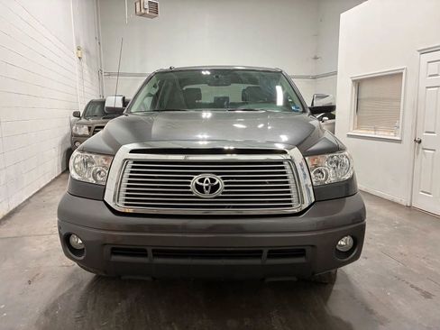 Used 2011 Toyota Tundra Limited w/ Memory Pkg image 3