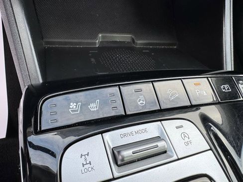 Used 2022 Hyundai Tucson Limited image 22