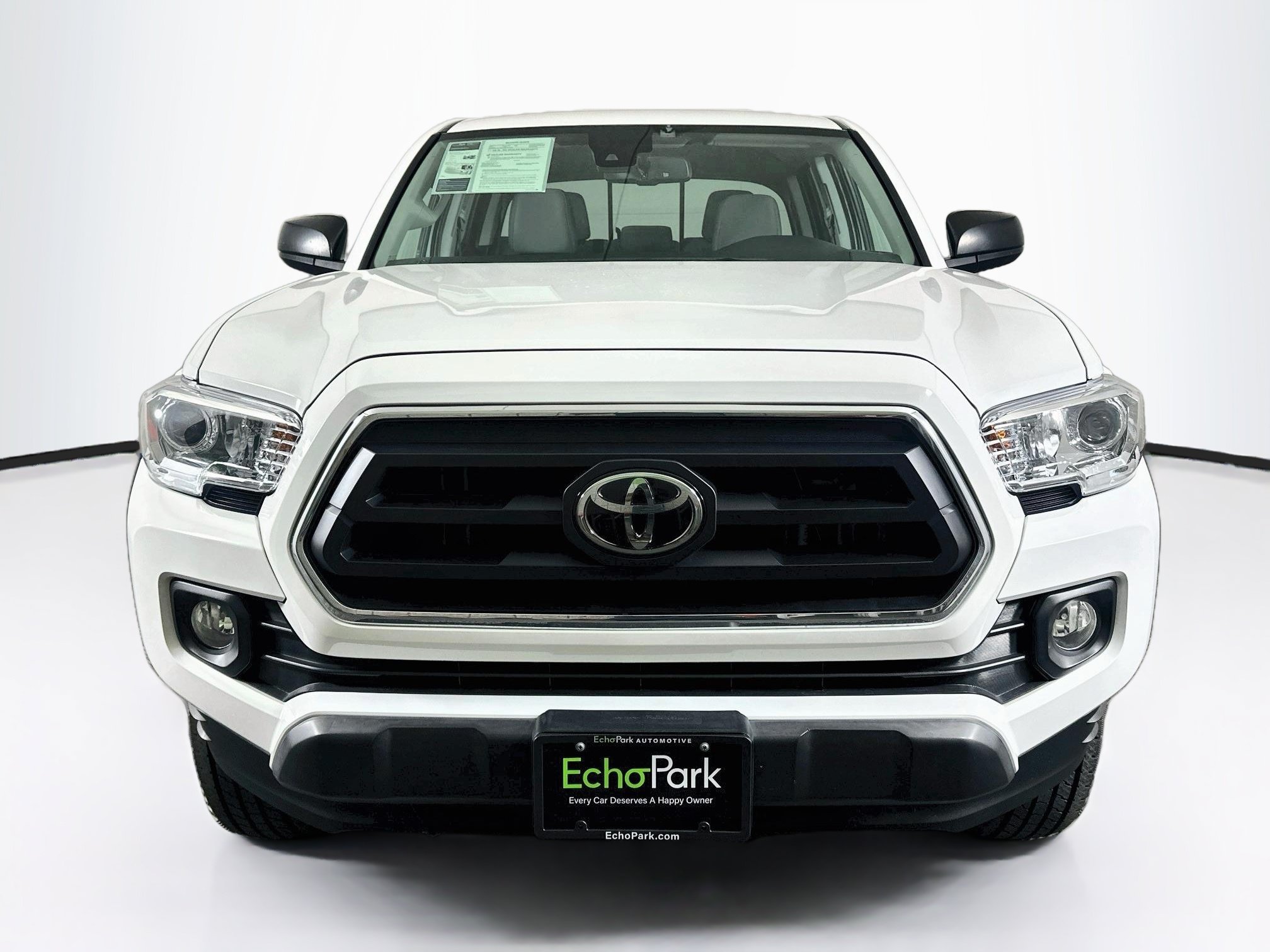 Used 2023 Toyota Tacoma SR5 RWD image 2