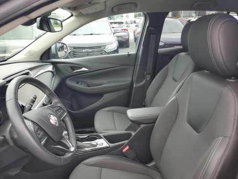 Certified 2023 Buick Encore GX Select w/ Sport Touring Package FWD image 17