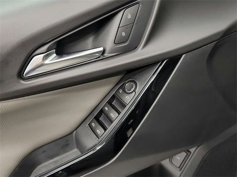 New 2026 Chevrolet Equinox LT w/ Convenience Package II image 43