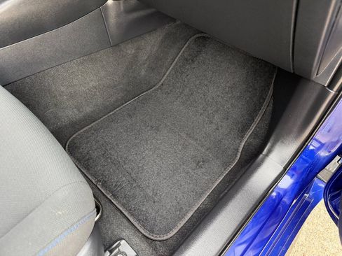 Used 2022 Toyota Corolla SE w/ Carpet Mat Package (TMS) FWD image 21