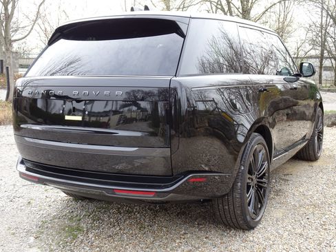 New 2026 Land Rover Range Rover SE image 10