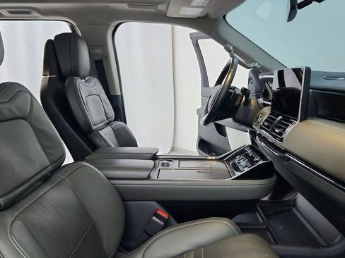 Used 2023 Lincoln Navigator L Black Label image 25
