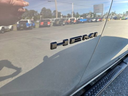 Used 2024 Dodge Durango R/T AWD/4WD image 11
