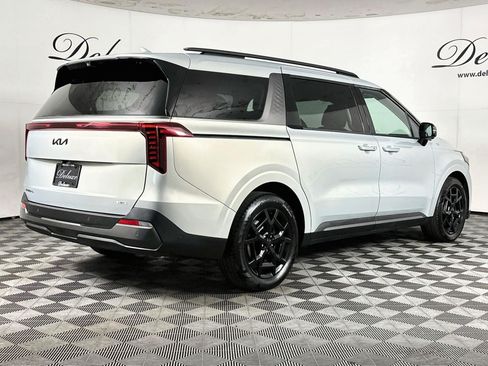 Used 2025 Kia Carnival SX Prestige FWD image 6