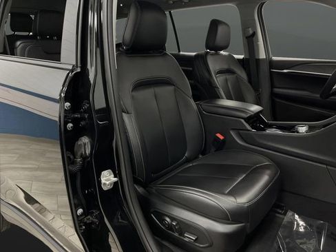 Used 2023 Jeep Grand Cherokee L Limited image 30