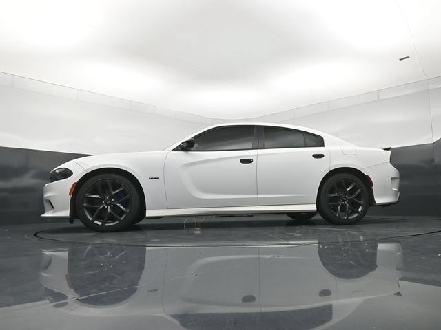 Used 2019 Dodge Charger R/T w/ Blacktop Package RWD image 21
