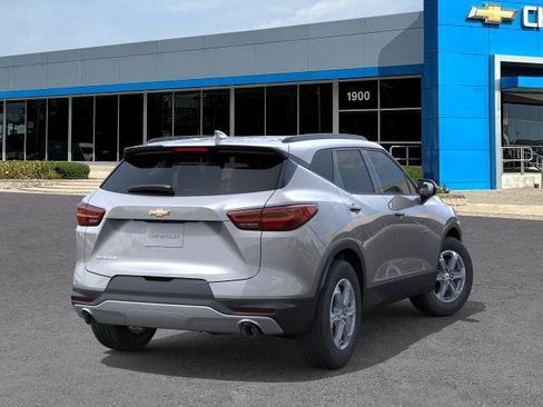 New 2026 Chevrolet Blazer LT w/ Convenience Package FWD image 28