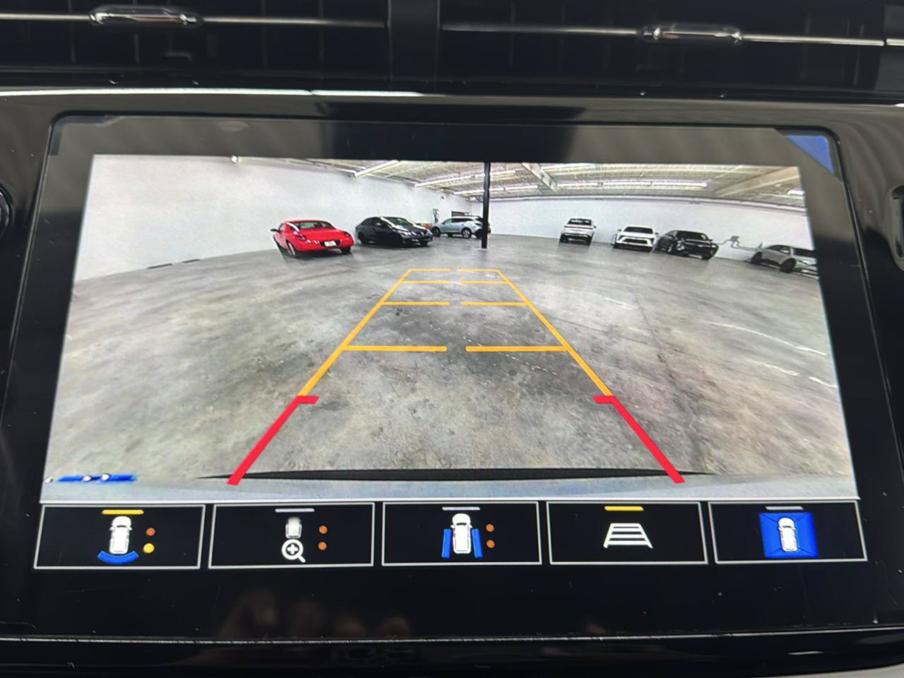 Used 2023 Chevrolet Bolt EUV Premier w/ Sun & Sound Package FWD image 19