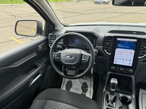 Used 2024 Ford Ranger XLT w/ Trailer Tow Package image 14