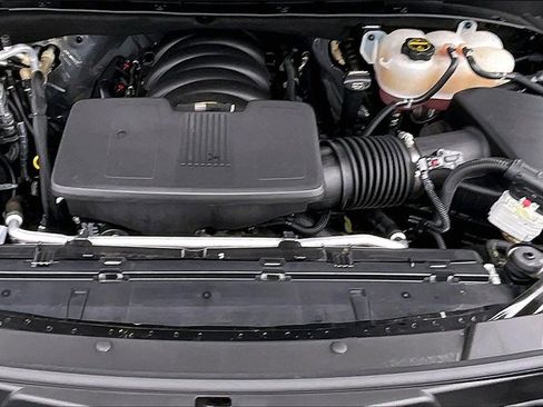 Certified 2025 Cadillac Escalade Sport Platinum w/ LPO, Floor Liner Package image 30