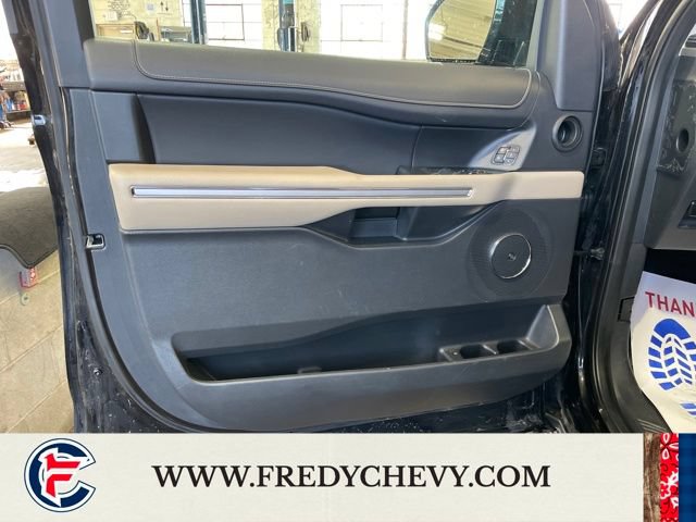 Used 2024 Ford Expedition Limited AWD/4WD image 10