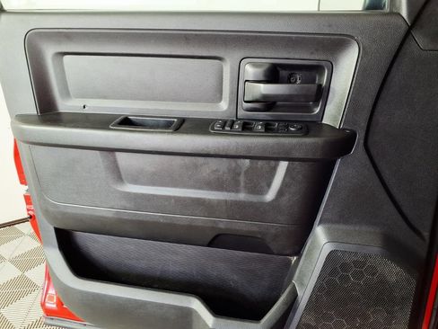 Used 2014 RAM 1500 Tradesman RWD image 9