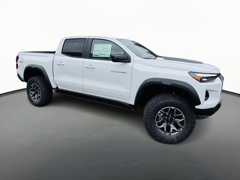 New 2026 Chevrolet Colorado ZR2 w/ Technology Package image 2