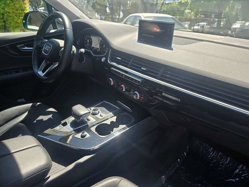 Used 2018 Audi Q7 3.0T Premium Plus AWD/4WD image 11