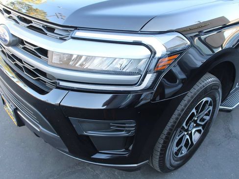 Used 2022 Ford Expedition XLT AWD/4WD image 10