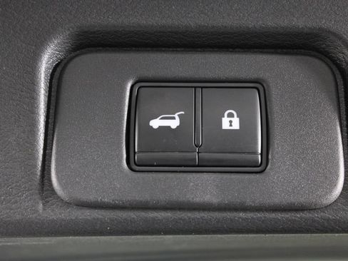 Certified 2021 Nissan Rogue Platinum AWD/4WD image 19